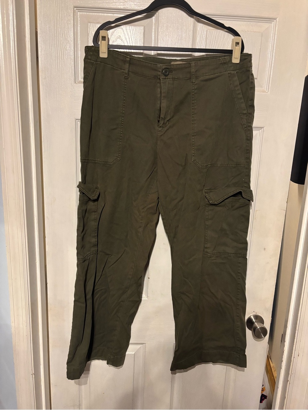 Universal Thread Olive Green Women's Cargo Trousers